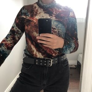 Marble space long sleeve mock neck